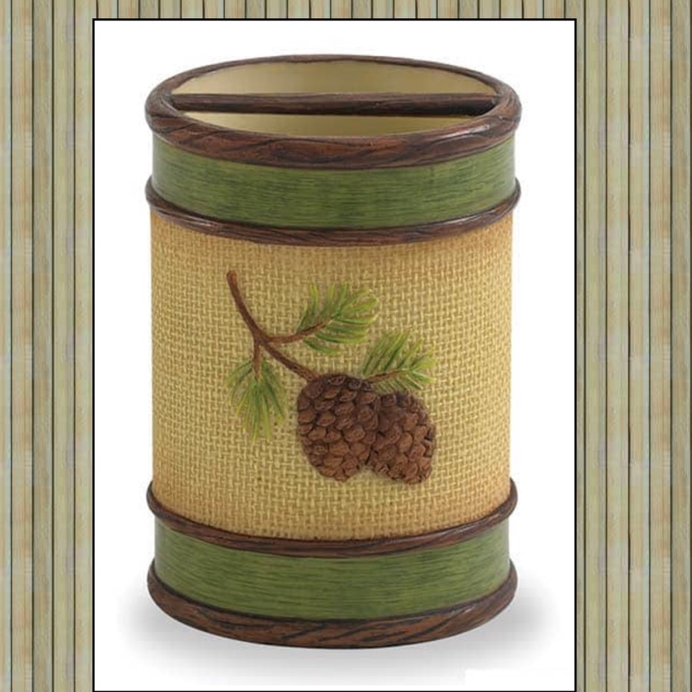 Pine Bluff Toothbrush Holder